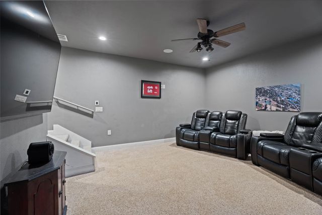 813 Avenue T, Shallowater, TX 79363