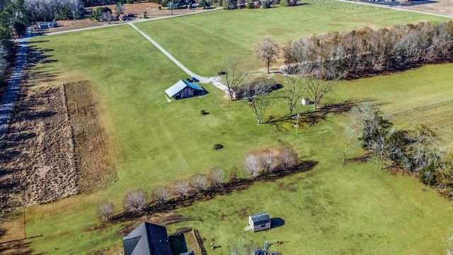 449 Hickory Hill Road, Orangeburg, SC 29115