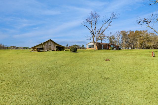 449 Hickory Hill Road, Orangeburg, SC 29115