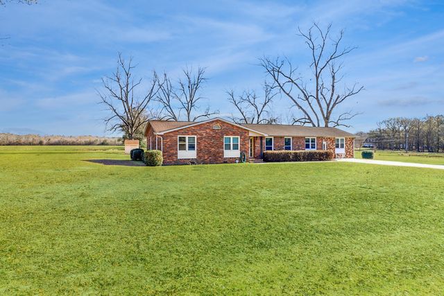 449 Hickory Hill Road, Orangeburg, SC 29115