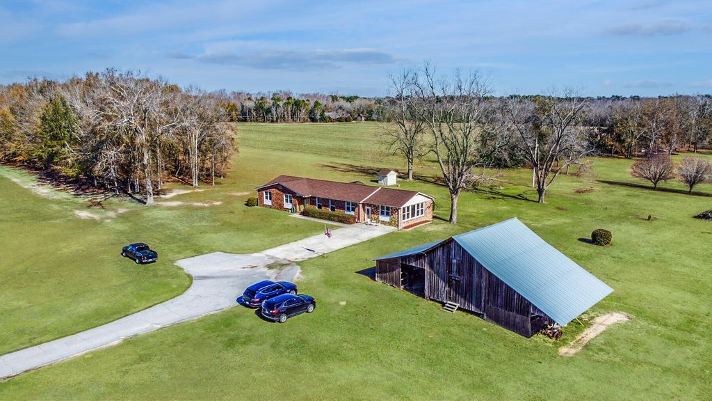 449 Hickory Hill Road, Orangeburg, SC 29115