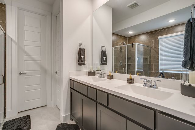 925 Carnation Drive, Crowley, TX 76036