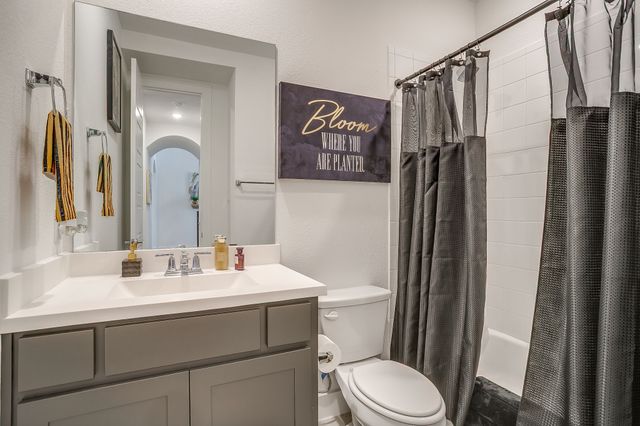 925 Carnation Drive, Crowley, TX 76036