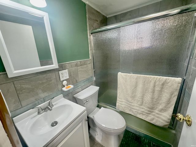 7190 W May Road, Bloomington, IN 47403