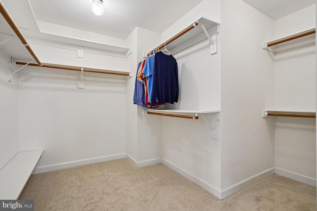 Image 23 of property listing at 13236 MAPLECREST DR, Potomac, MD 20854