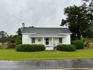 1021 Church Street, Willard, NC 28478