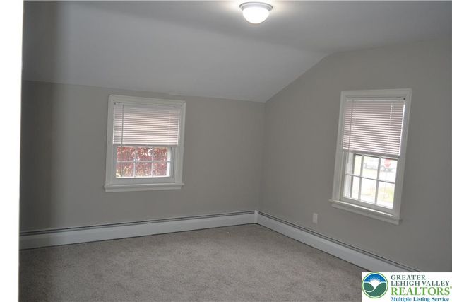 1424 Westgate Drive, Hanover Twp, PA 18017