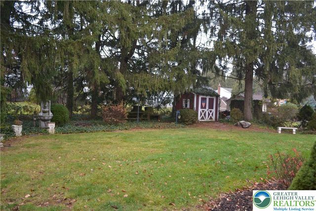 1424 Westgate Drive, Hanover Twp, PA 18017