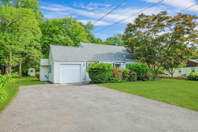 31 Townline Road, Pearl River, NY 10965