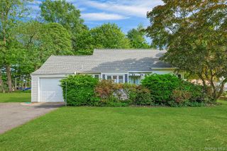 31 Townline Road, Pearl River, NY 10965