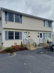 19 Berclay Street R/Side, Johnston, RI 02919