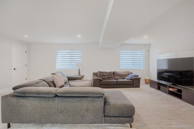 6264 N Lisbon Street, Aurora, CO 80019