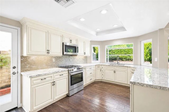 19645 Turtle Springs Way, Porter Ranch, CA 91326