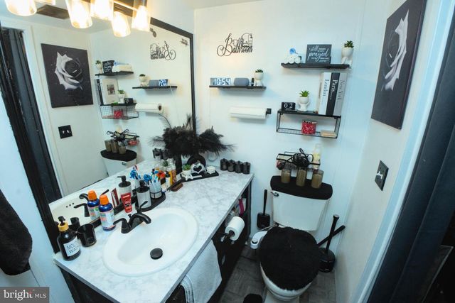 19 MARATHON DR, Mantua, NJ 08051