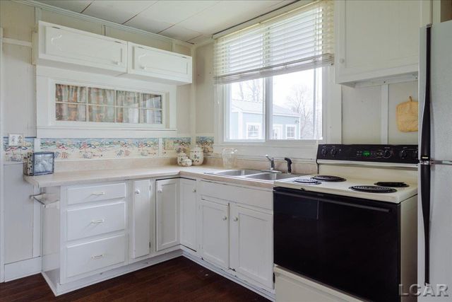 3193 Round Lake Highway, Rollin Twp, MI 49253