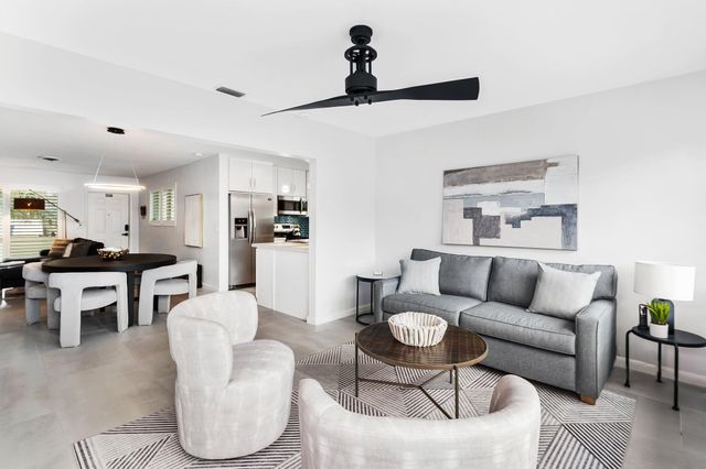 2640 NW 9th Lane, Wilton Manors, FL 33311