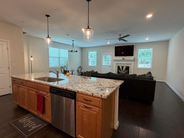 1084 Broadview Drive, Marietta, GA 30062