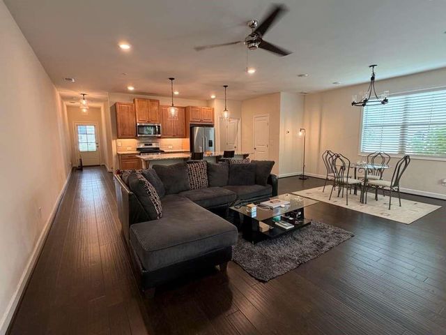1084 Broadview Drive, Marietta, GA 30062