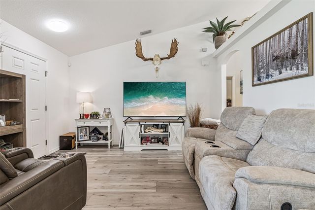 35534 CEDAR LANE, Leesburg, FL 34788