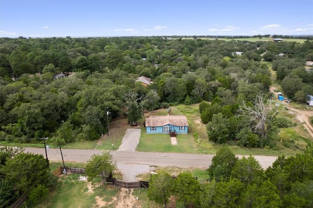 254 Lba DR, Bastrop, TX 78602