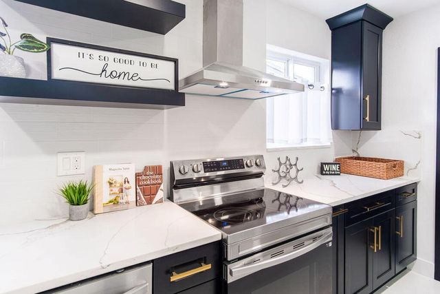 6370 Plunkett Street, Hollywood, FL 33023