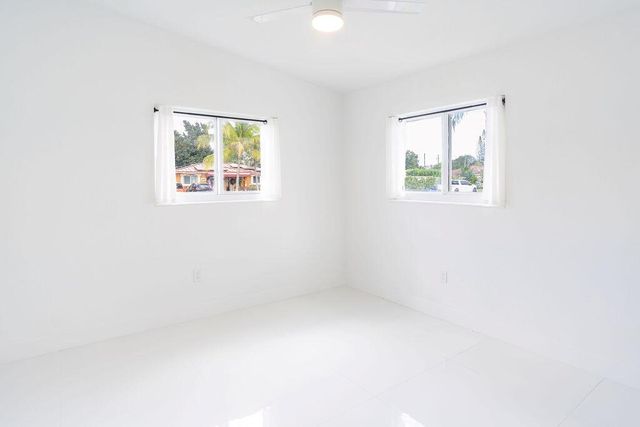 6370 Plunkett Street, Hollywood, FL 33023