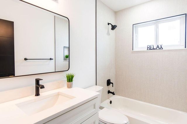 6370 Plunkett Street, Hollywood, FL 33023