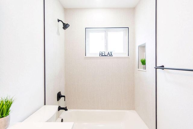 6370 Plunkett Street, Hollywood, FL 33023