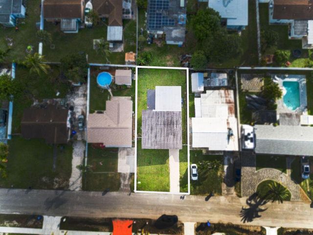 6370 Plunkett Street, Hollywood, FL 33023