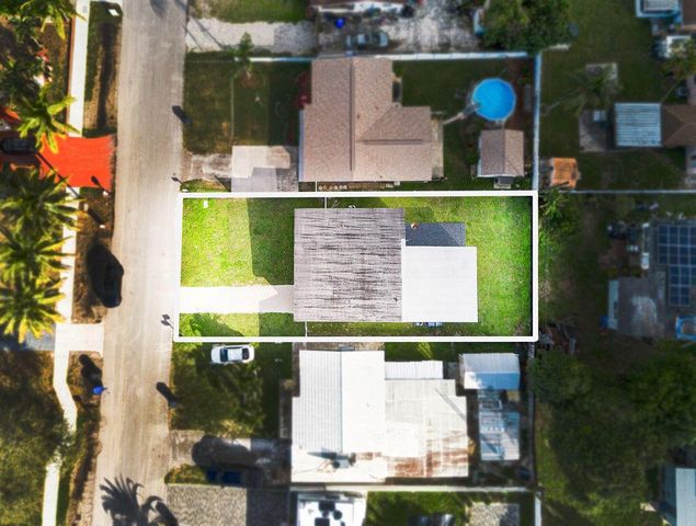 6370 Plunkett Street, Hollywood, FL 33023