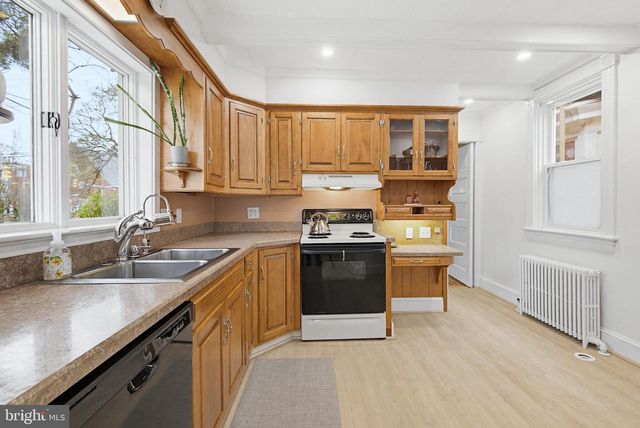 405 COLLEGE AVE, Lancaster, PA 17603