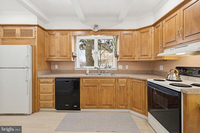 405 COLLEGE AVE, Lancaster, PA 17603
