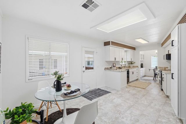 28 Eugenia Avenue 28, Aptos, CA 95003