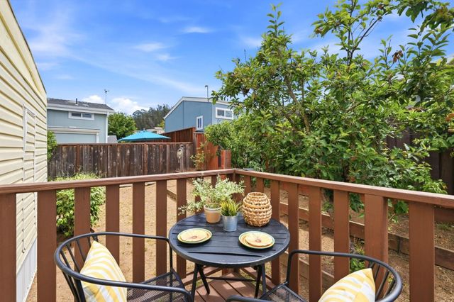 28 Eugenia Avenue 28, Aptos, CA 95003