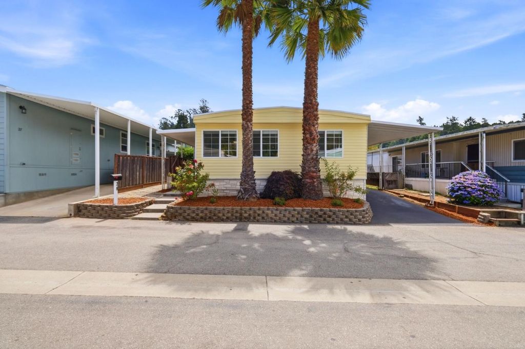 28 Eugenia Avenue 28, Aptos, CA 95003