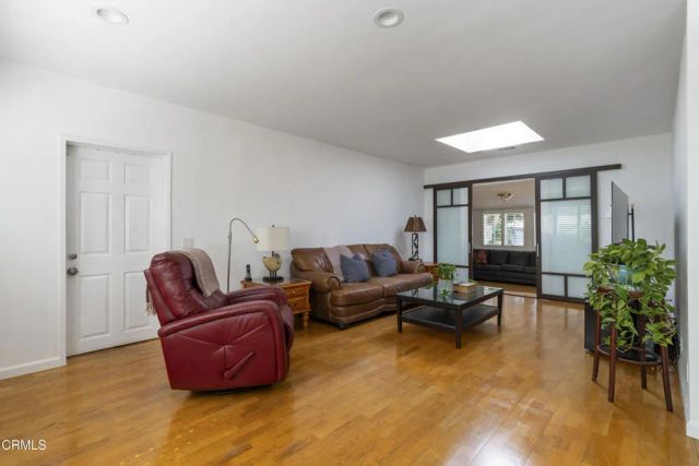 2145 Las Lunas Street, Pasadena, CA 91107