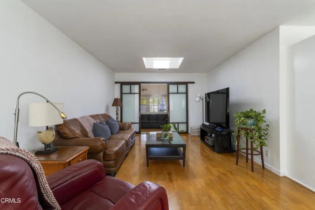 2145 Las Lunas Street, Pasadena, CA 91107