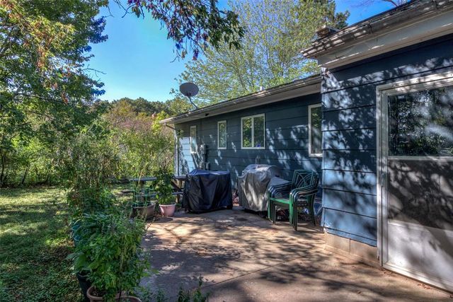 1615 Nelson Drive, Eau Claire, WI 54703