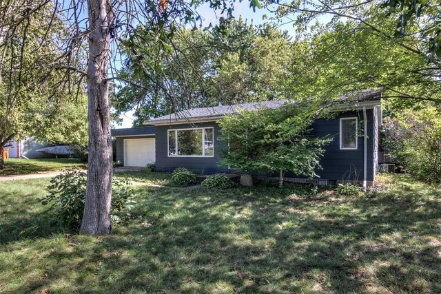 1615 Nelson Drive, Eau Claire, WI 54703