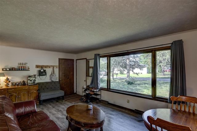 1615 Nelson Drive, Eau Claire, WI 54703