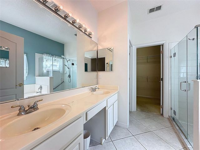 3828 AVON COURT, Clermont, FL 34711