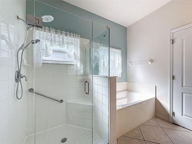 3828 AVON COURT, Clermont, FL 34711