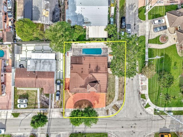 6190 W 14th Ave, Hialeah, FL 33012