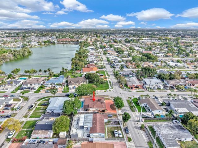 6190 W 14th Ave, Hialeah, FL 33012