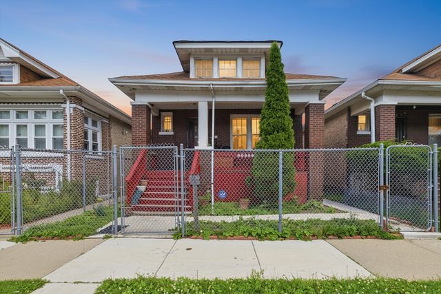 6325 S Francisco Avenue, Chicago, IL 60629