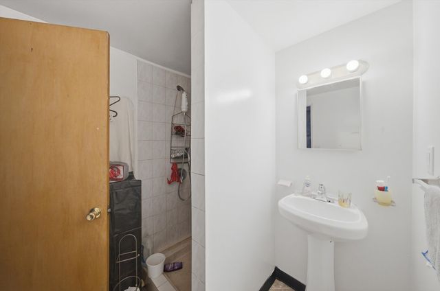 6325 S Francisco Avenue, Chicago, IL 60629
