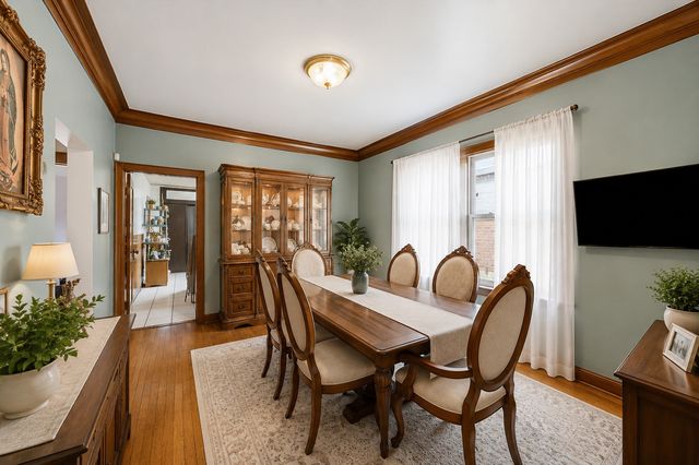 6325 S Francisco Avenue, Chicago, IL 60629