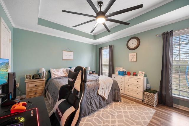 7 Merideth Lynn Rd, Fayetteville, TN 37334