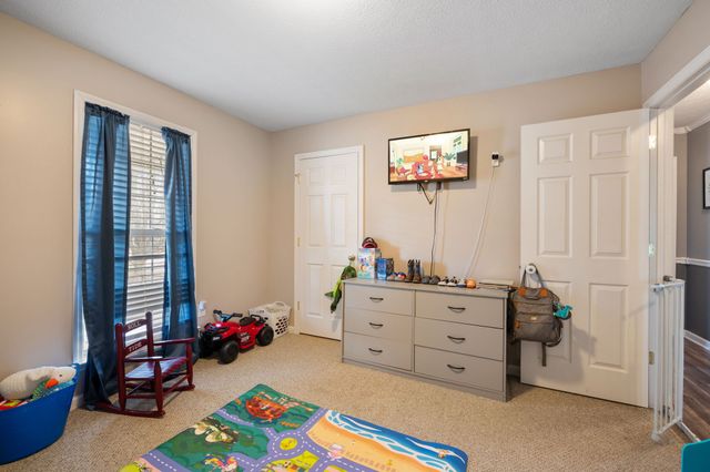 7 Merideth Lynn Rd, Fayetteville, TN 37334