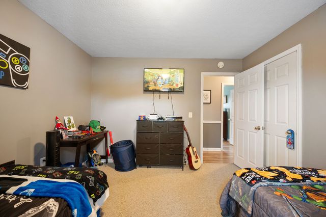 7 Merideth Lynn Rd, Fayetteville, TN 37334